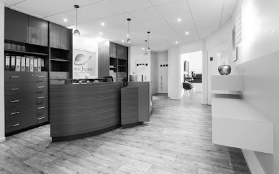 Dr Laure Garbarini, Dentiste à Saint-Malo