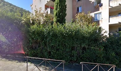 Loïc TASSERY, Dentiste à L'Escarène