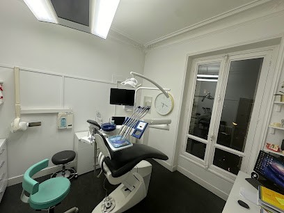 Cabinet Saint Lazare - Dr Rany MOUSSA, Dentiste à Paris 08