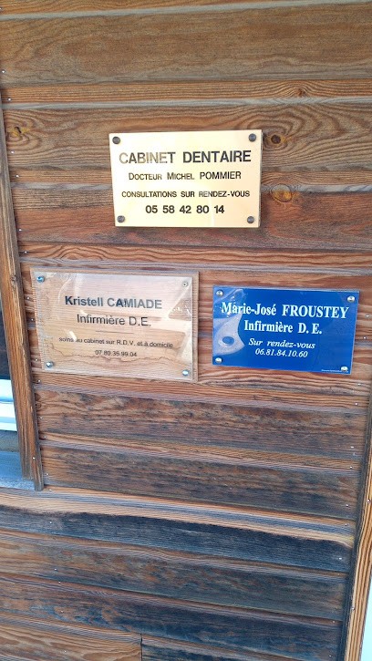 Pommier Michel, Dentiste à Saint-Julien-en-Born