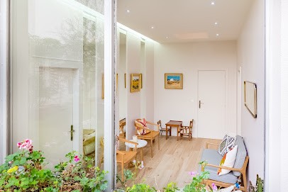 Dr Arthur Blavignac, Dentiste à Paris 10