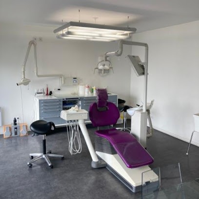 Makhlouf Farid Dentiste Cugnaux, Dentiste à Cugnaux