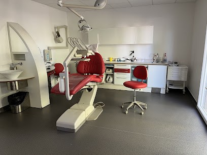 Kekic Sacha, Dentiste à Raon-l'Étape