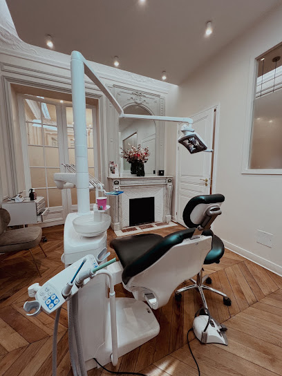 Dr Héloise Lopes Dentiste à Neuilly-sur-Seine