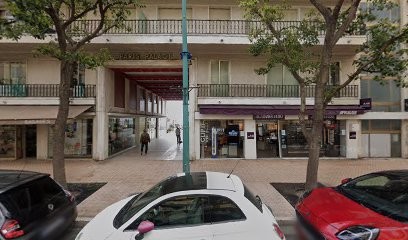 Serrano Juan, Dentiste à Menton
