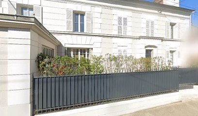 Léo GUERVIN, Dentiste à Samois-sur-Seine