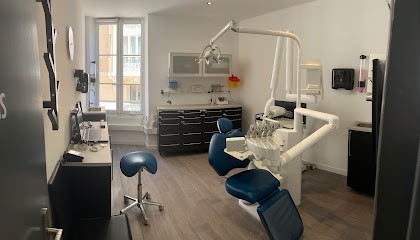 Dr Maxime GOURMET, Dentiste à Toulon