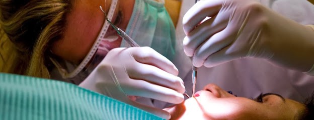 Dr BOUKHALFA Lila - Chirurgien Dentiste, Dentiste à Mauguio