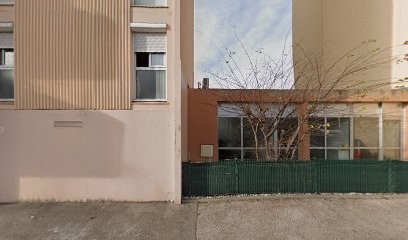 Thu-Thon Tisekseng, Dentiste à Vitrolles