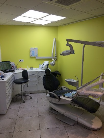 Docteur Chloé Delaire, Dentiste aux Martres-de-Veyre