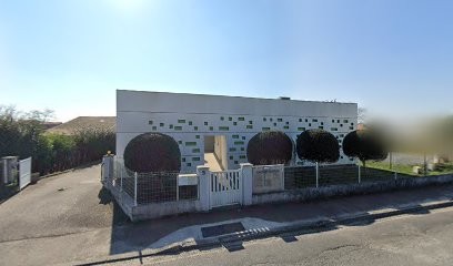 Nelet Elsie, Dentiste au Haillan