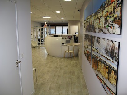 Cabinet Dentaire Bayard - Implants dentaires en clinique, Dentiste à Villeurbanne