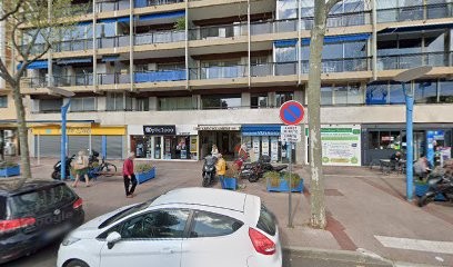 Benhamu Alexandra, Dentiste à Mandelieu-la-Napoule