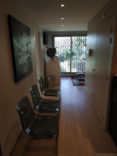 Dr. Ricci Jean-Paul, Dentiste à Marseille 14