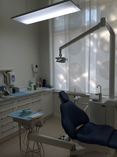 Cabinet Dentaire Princesse : Dr Alexandra Sztajnman Ditchi, Dentiste au Vésinet