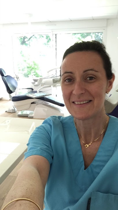 Bost Hélène, Dentiste à Saint-Jean-de-Braye