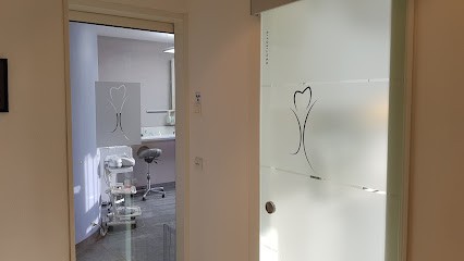 Dr Gilles PETIT, Dentiste à Antibes