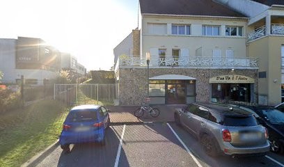 Glatz Céline, Dentiste à Douvres-la-Délivrande