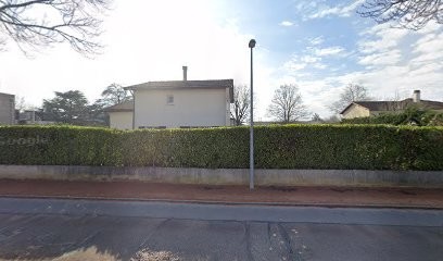 Anne Jean-Claude, Dentiste à Meyzieu