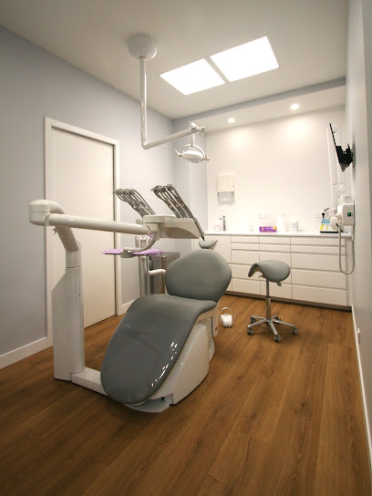 Docteur Muriel Barnaba Dentiste à Paris 14