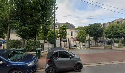 Wenger Daniel, Dentiste à L'Isle-Adam