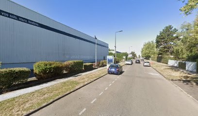 Tomar, Dentiste à Vélizy-Villacoublay