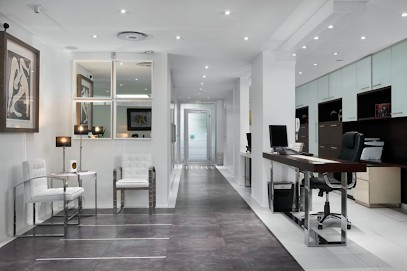 Dr Leslie Altglas, Dentiste à Paris 16