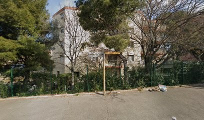 Cabinet Dentaire des Docteurs Touitou et Ubaud, Dentiste à Marseille 08