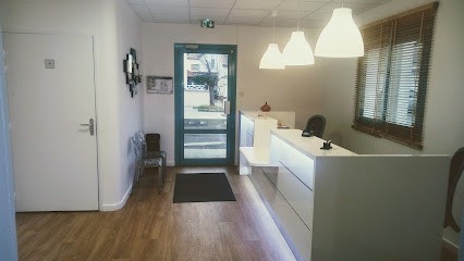 Dr Sobieski Rafal Chirurgien Dentiste Heyrieux, Dentiste à Heyrieux