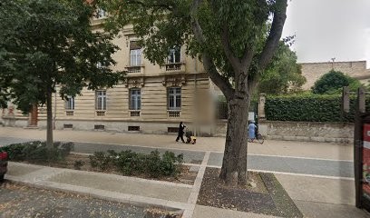 Rollin Pascal, Dentiste à Nîmes