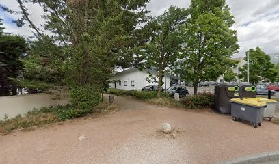 Constance Butin, Dentiste à Dijon