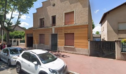 Dr TRONCHET BALME Emilie, Dentiste à Vénissieux