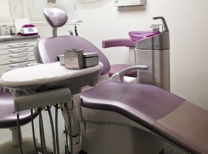 Dr Cécile NGUYEN, Dentiste à Viroflay