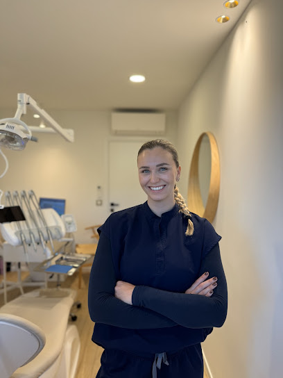Dr Juliette Richard Dentiste à Mougins
