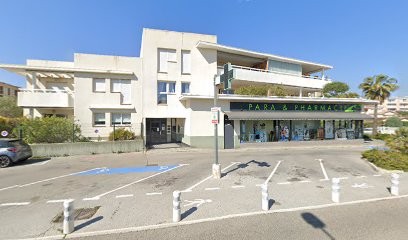 Jacoute Isabelle, Dentiste à Fréjus