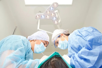 Dr Imane Benabed - Maison Dentaire Laumière Dentiste à Paris 19