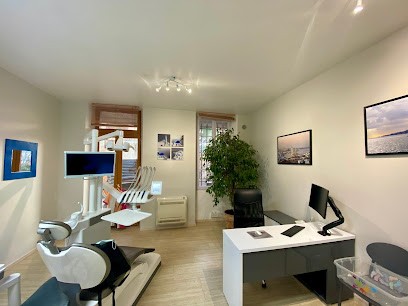 Filee Eric, Dentiste à Salernes