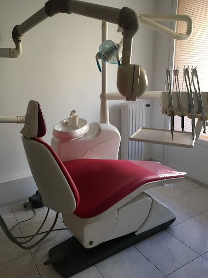 Chirurgien-dentiste Dr Jonathan Sroussi, Dentiste à Marseille 10