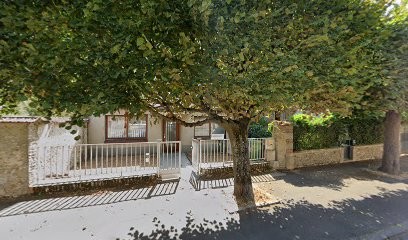 Anjou Alain, Dentiste à Rambouillet