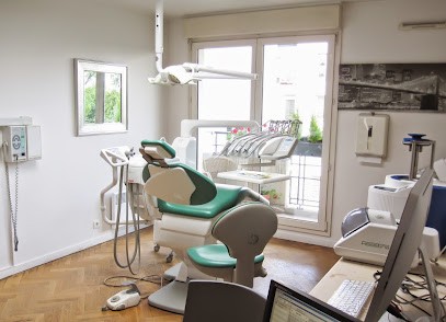 Dr Amanou Dov - Dentiste Maisons-Alfort, Dentiste à Maisons-Alfort