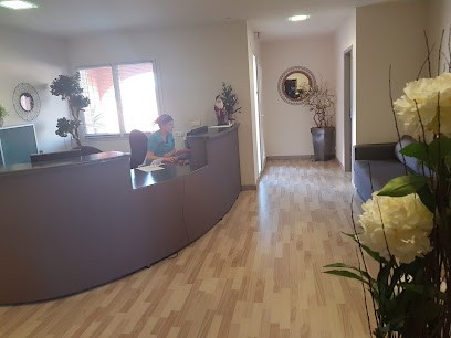 Dr SEBRIEN Alexis et Dr PACTET-LAPLANCHE Camille (Orthodontie, Implantologie, Omnipratique), Dentiste à Cabestany