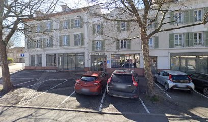 Plesuvu Andrea, Dentiste à Gannat