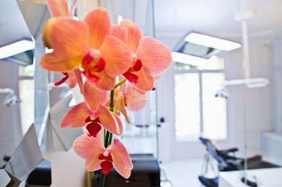 Dr. Daniel Oliel - Dentist Paris 16, Dentiste à Paris 16