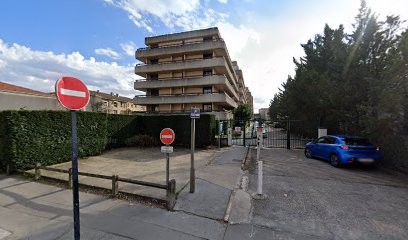 Matarranz Carmen, Dentiste à Bordeaux