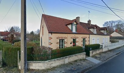Soulon Hélen, Dentiste à Foëcy