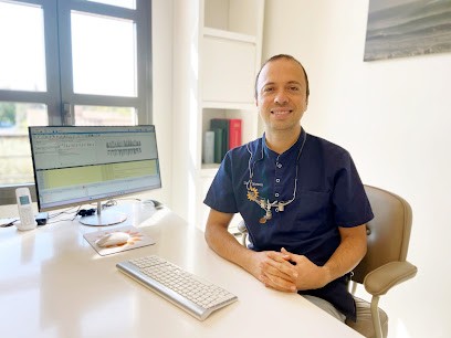 Dr Vlad Popescu, Dentiste à Rousset