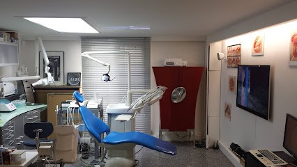 Dr David Aliotti - Dentiste - Paris 17ème, Dentiste à Paris 17