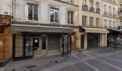 Stella Puech, Dentiste à Paris 01