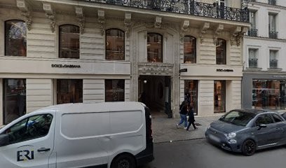 Dr Aurélien Delaunay, Dentiste à Paris 08