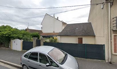 Laou Eric, Dentiste à Ouistreham